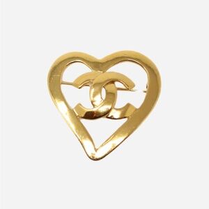 Pre-Owned CHANEL 1995 CC Logo Heart Brooch Gold-Plated